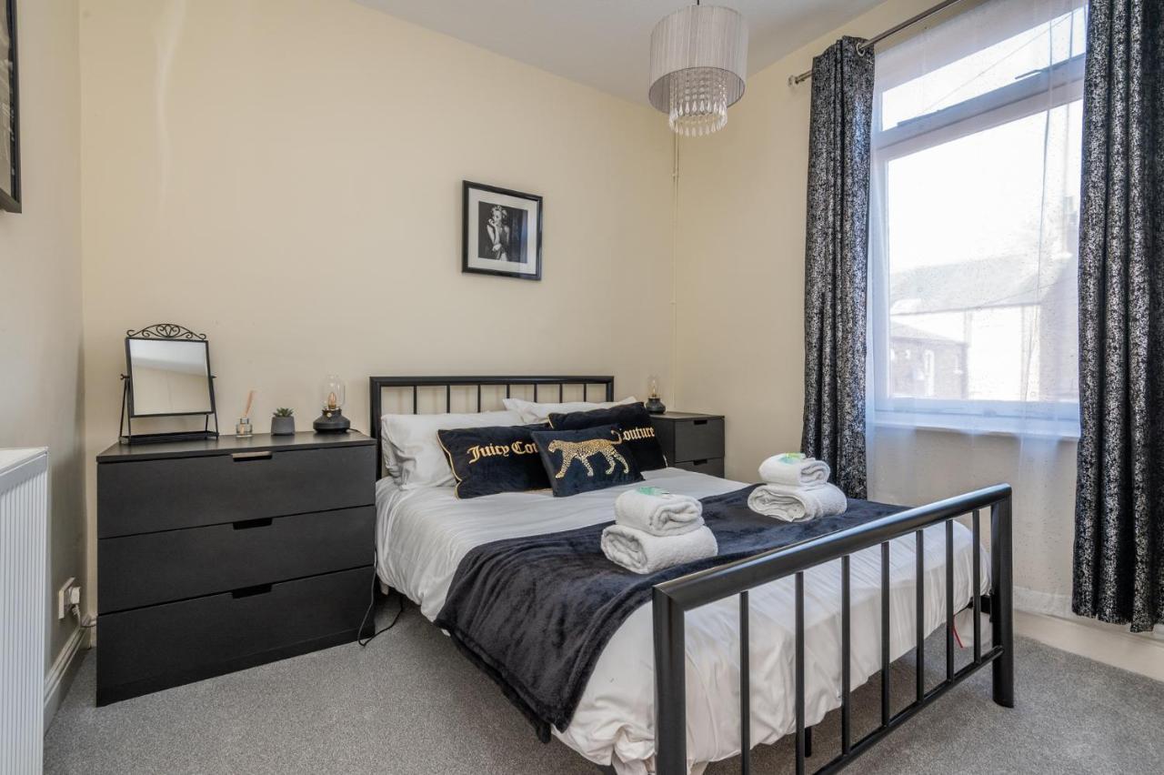 Cosy & Central Victorian House - Pass The Keys York Exteriér fotografie